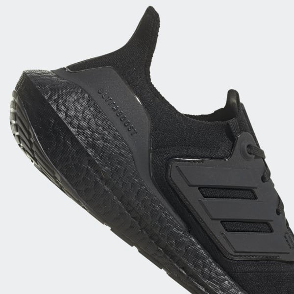 Adidas Ultraboost 2021 ‘’ Total Black ‘’